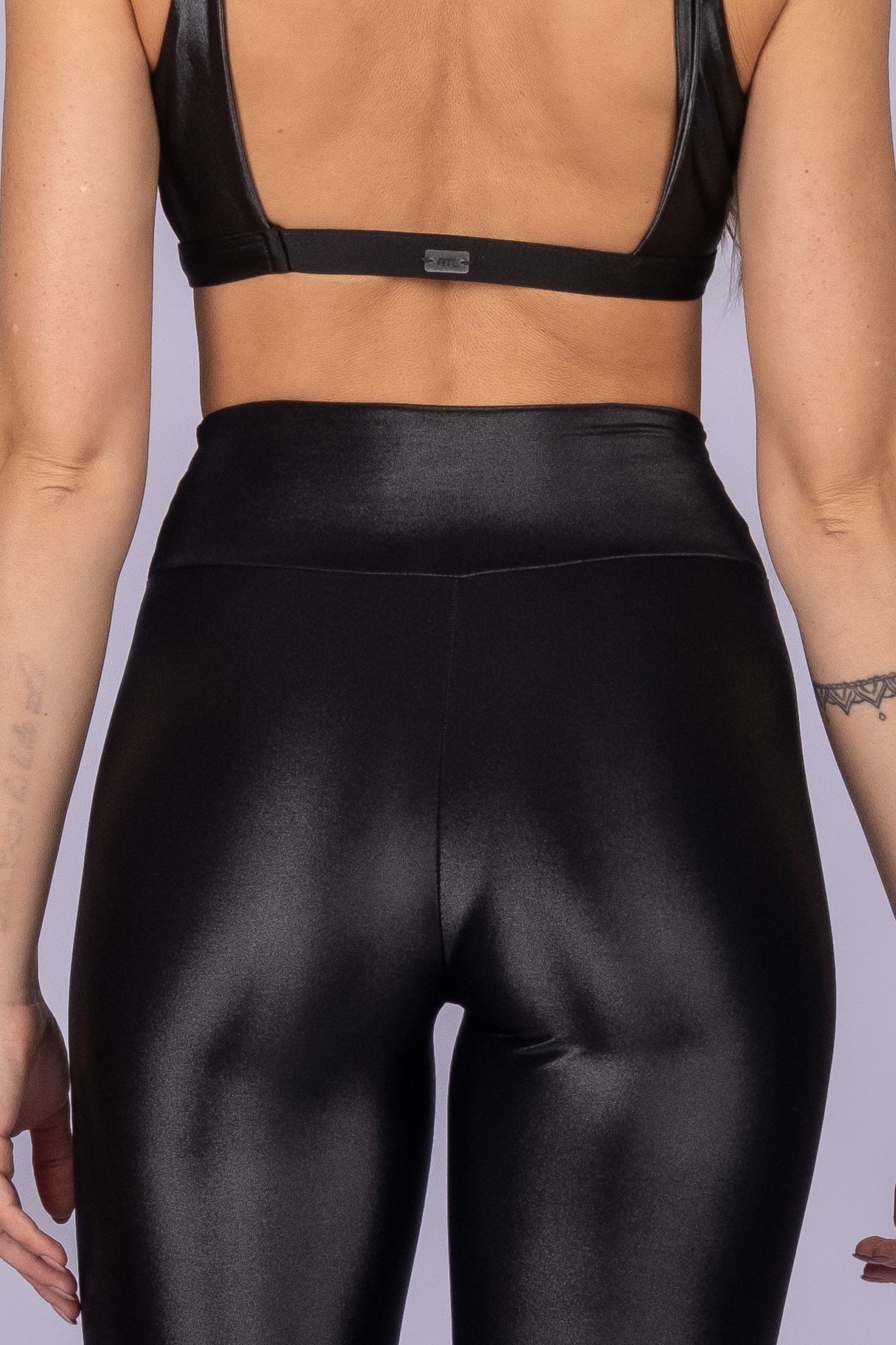 17 legging glow basica