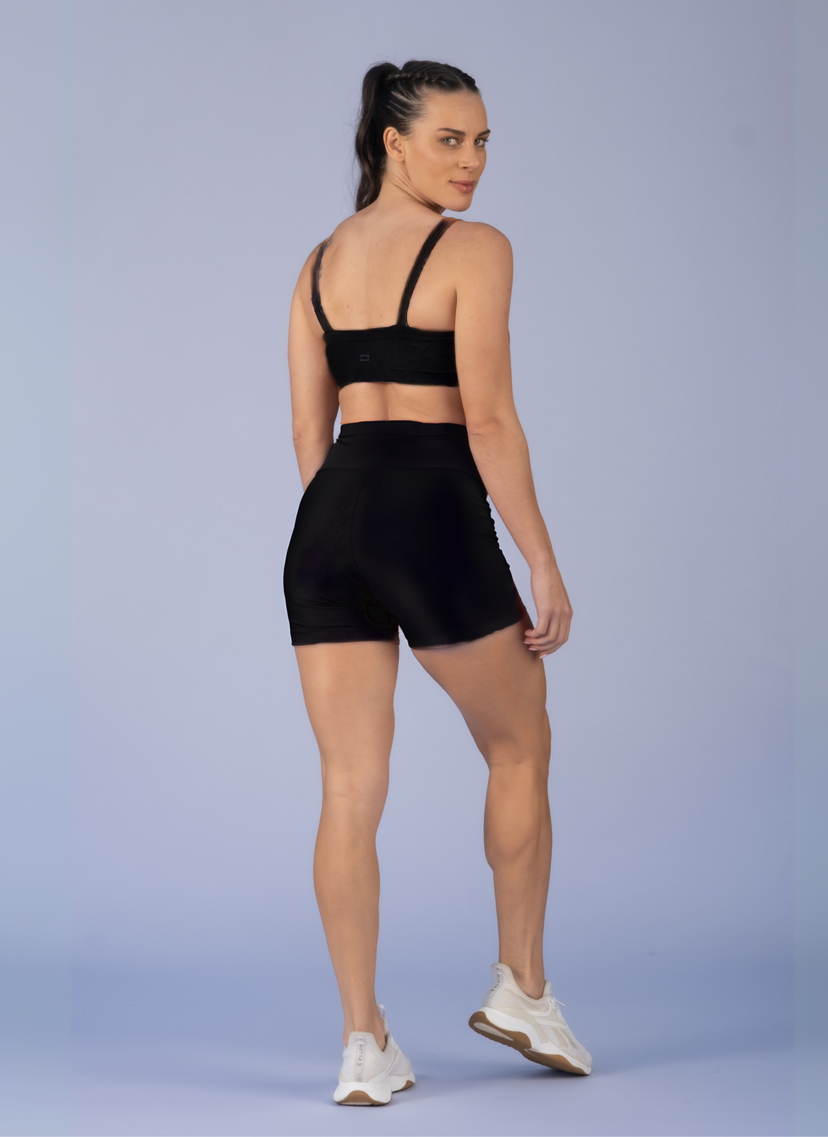 13 shorts canelado fit
